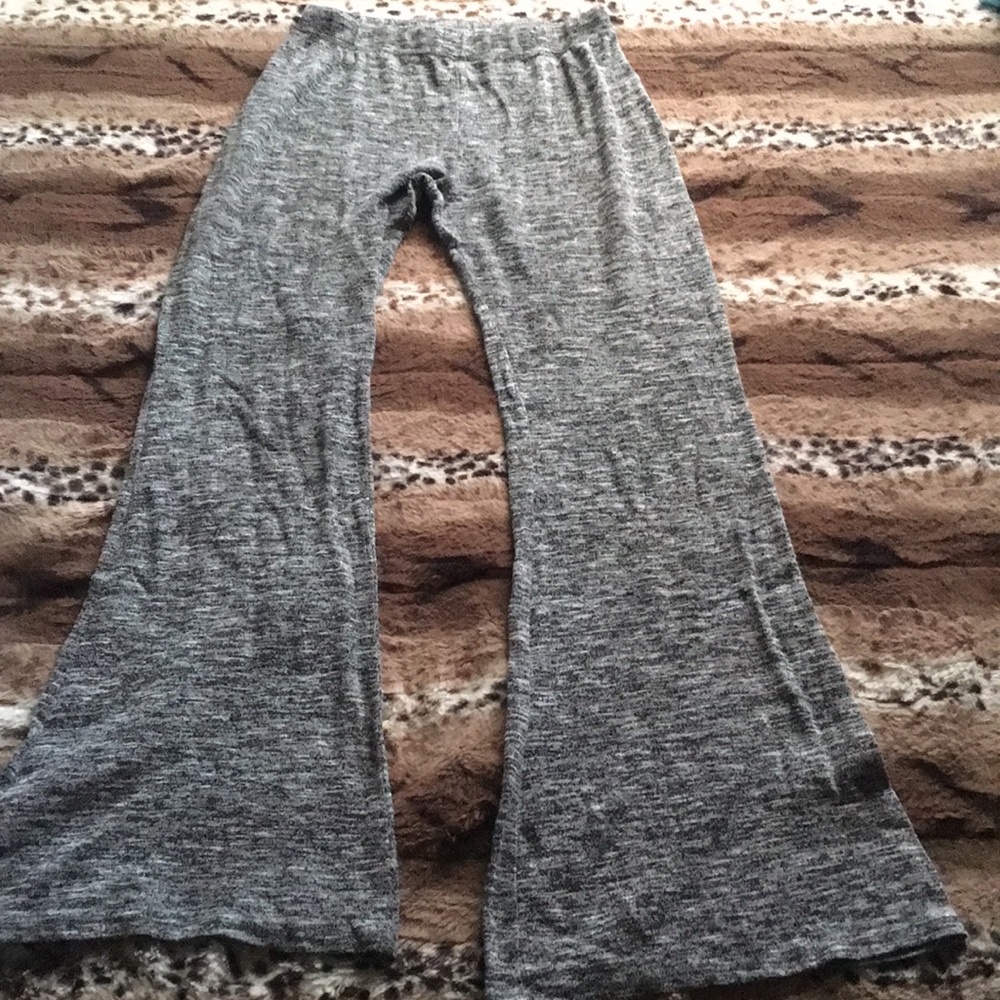 Yoga pants with bell bottoms